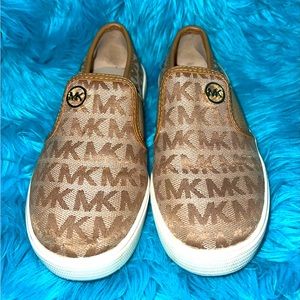 Michael Kors little girl/toddler shoes size 11 Frankie 2 tan